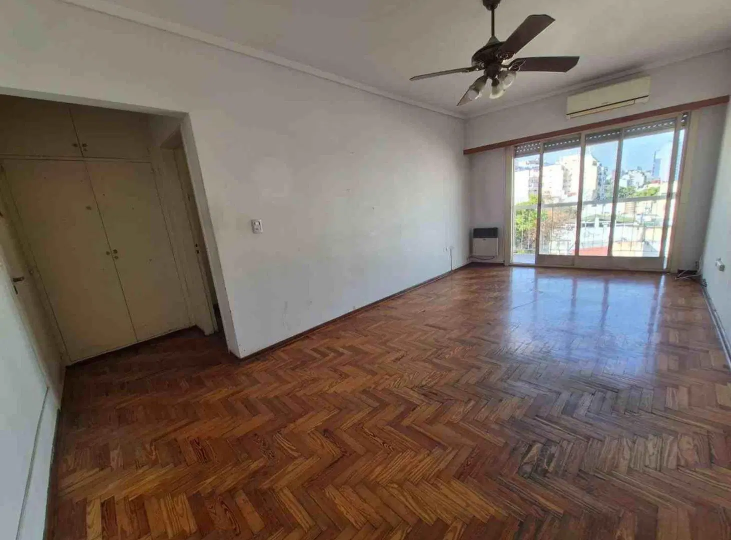 VENTA DEPARTAMENTO 2 AMB BALCON LUMINOSO CABALLITO 3
