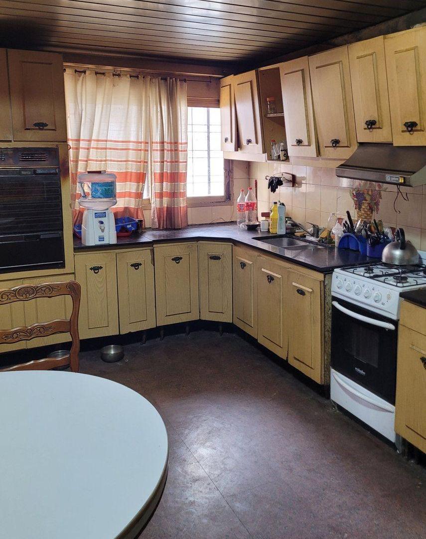 PH 5 ambientes 2 baños cochera y patio OPORTUNIDAD