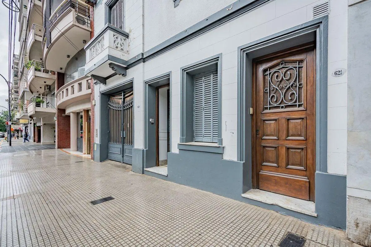 VENTA CASA 5 AMB-COCHERA JARDÍN PARQUE CENTENARIO 5