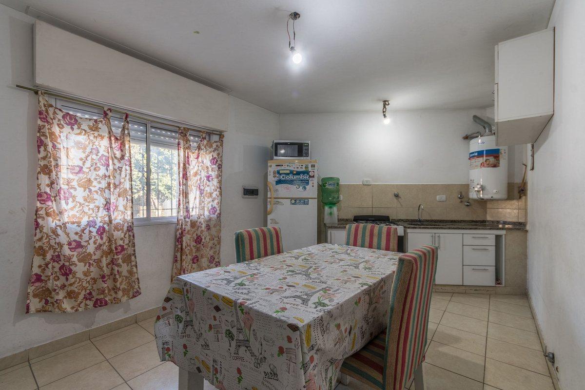 Foto de VENTA PH 3 AMBIENTES PB CON PATIO Y ENTRADA INDEP., imagen 5