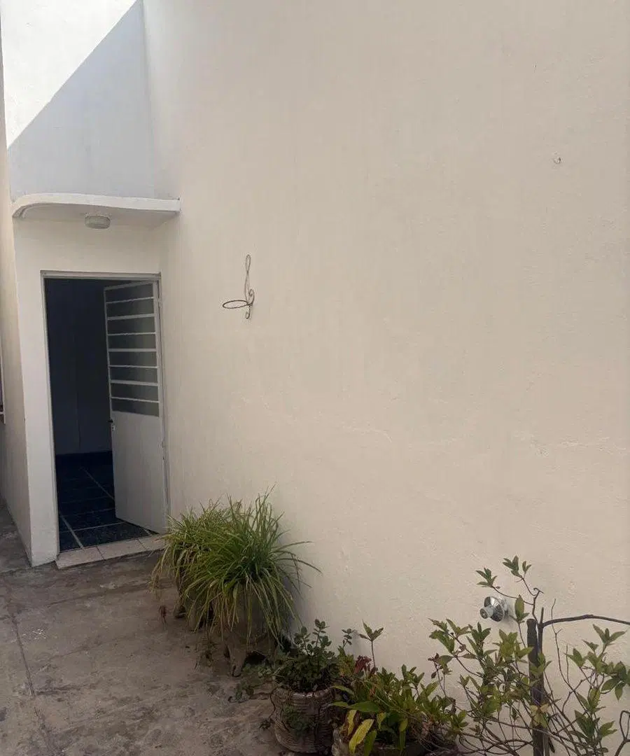 Venta de PH 3 ambientes con  patio. Apto Crédito 2
