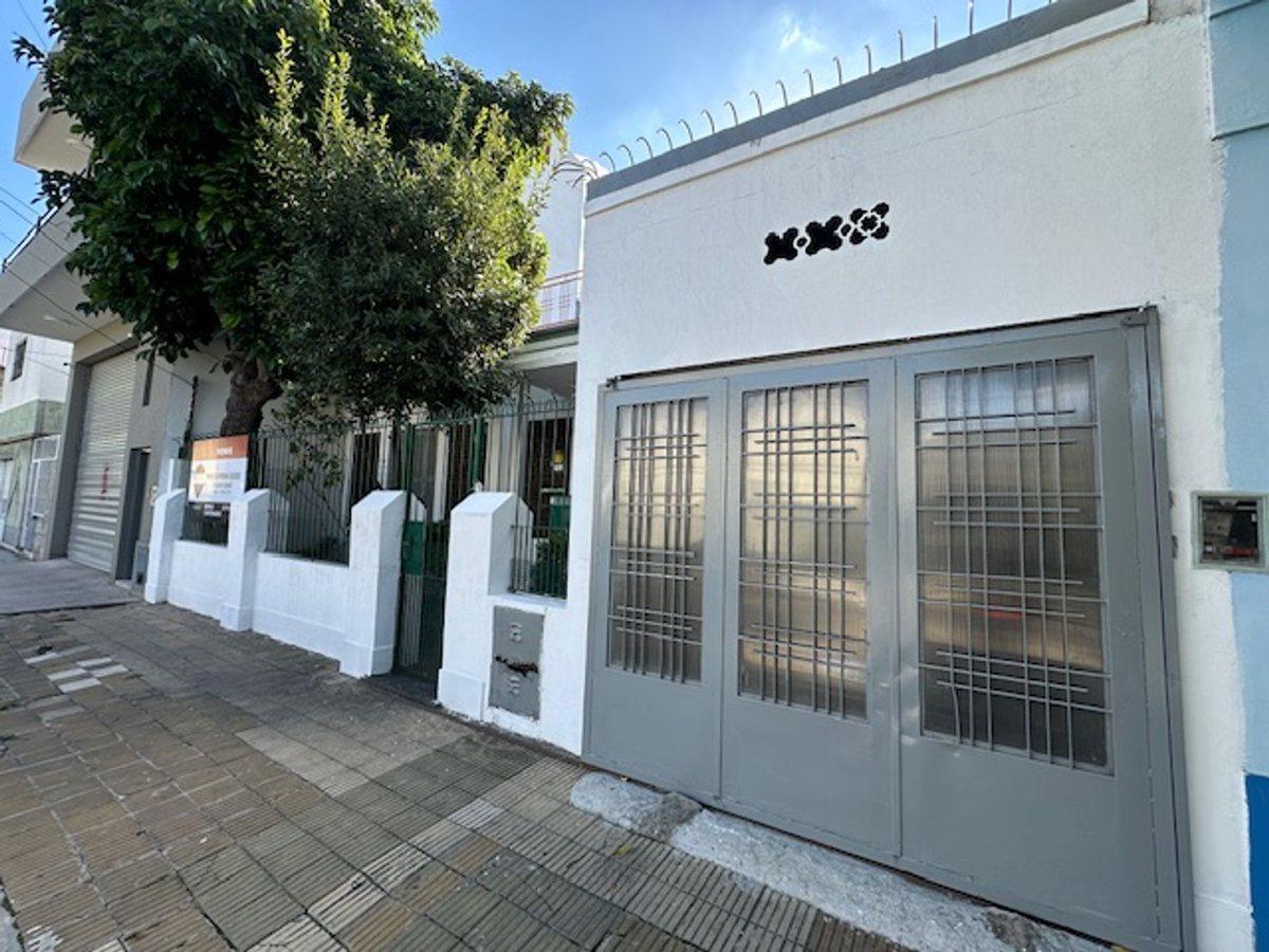 VENTA CASA 3 AMB Y GARAGE APTO CREDITO SAN MARTIN