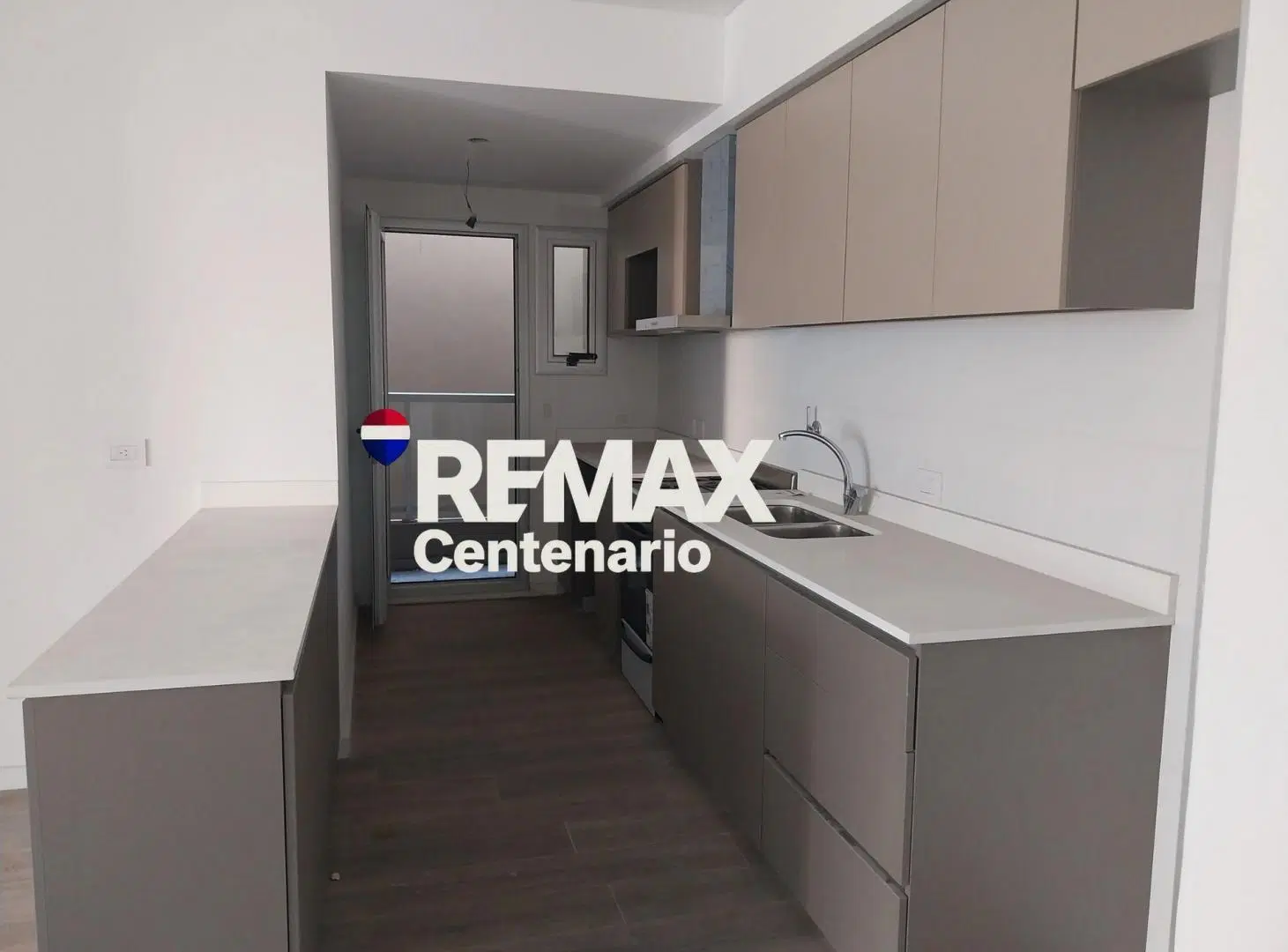 Departamento en venta a estrenar de 3 ambientes 2