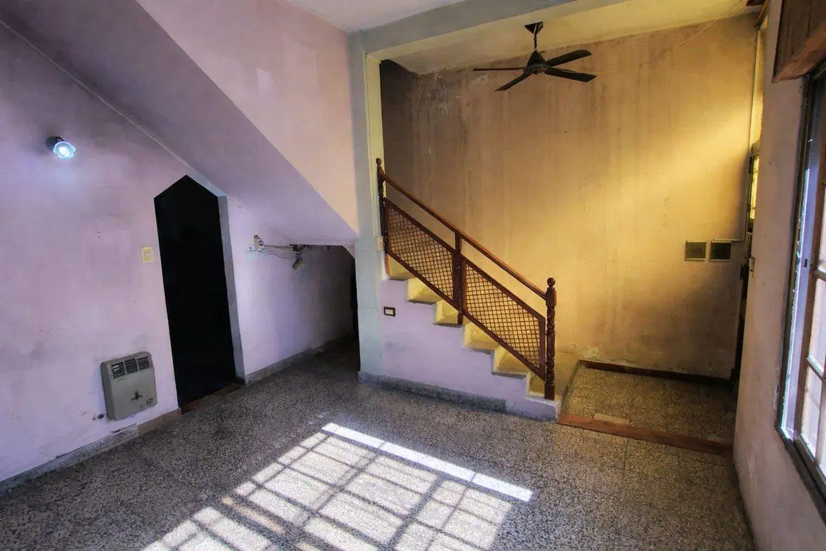 VENTA CASA ITUZAINGO LOCAL COMERCIAL 8