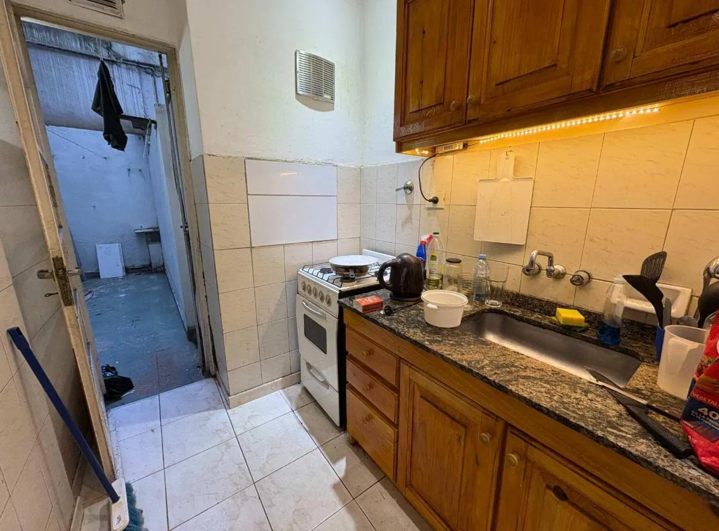 VENTA DPTO 2 AMB C/PATIO 40,1 M2 SAN CRISTOBAL 3