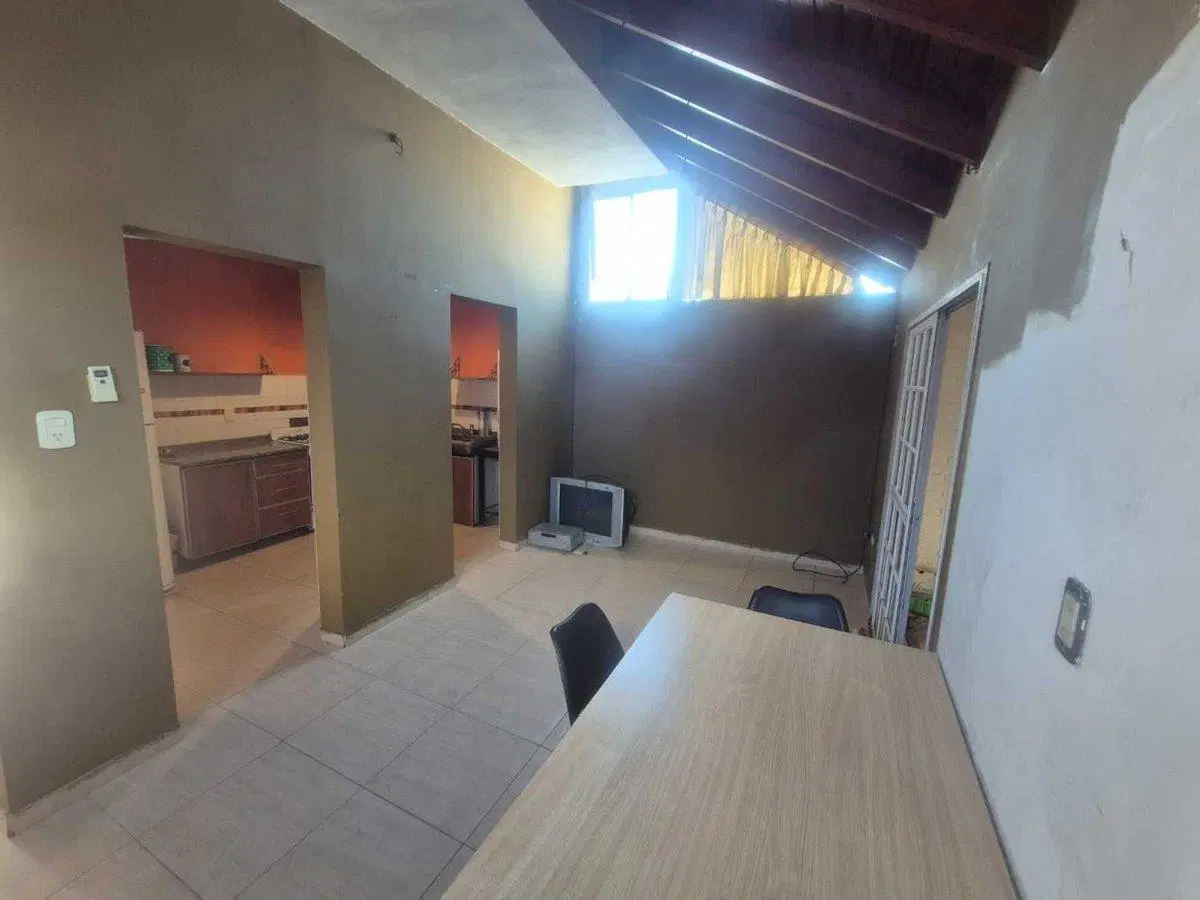 Venta PH 4 ambientes sin expensas con terraza 2