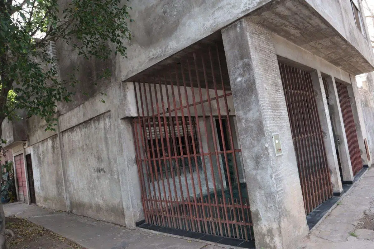 VENTA Casa MultiFAMILIAR dos Plantas 6 Amb 2
