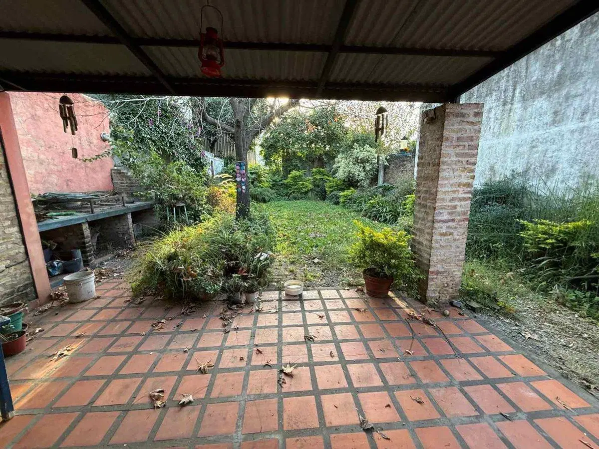 Lote en Excelente zona INCIDENCIA 210 en MATADEROS 4