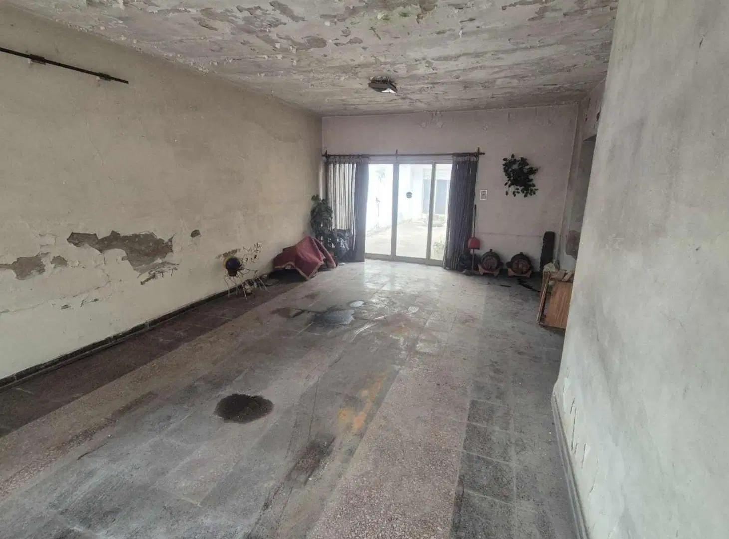 Venta casa en Villa Crespo a reciclar c/quincho 5