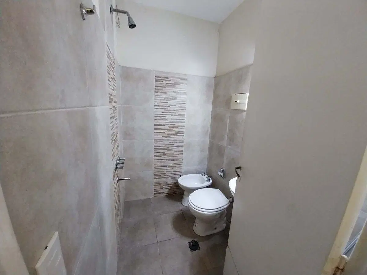 VENTA monoambiente en Parque Centenario CON PATIO 4