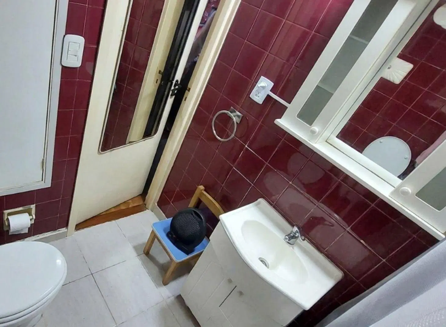 VENTA DEPARTAMENTO 3 AMB - CON BALCON  EN FLORES 5