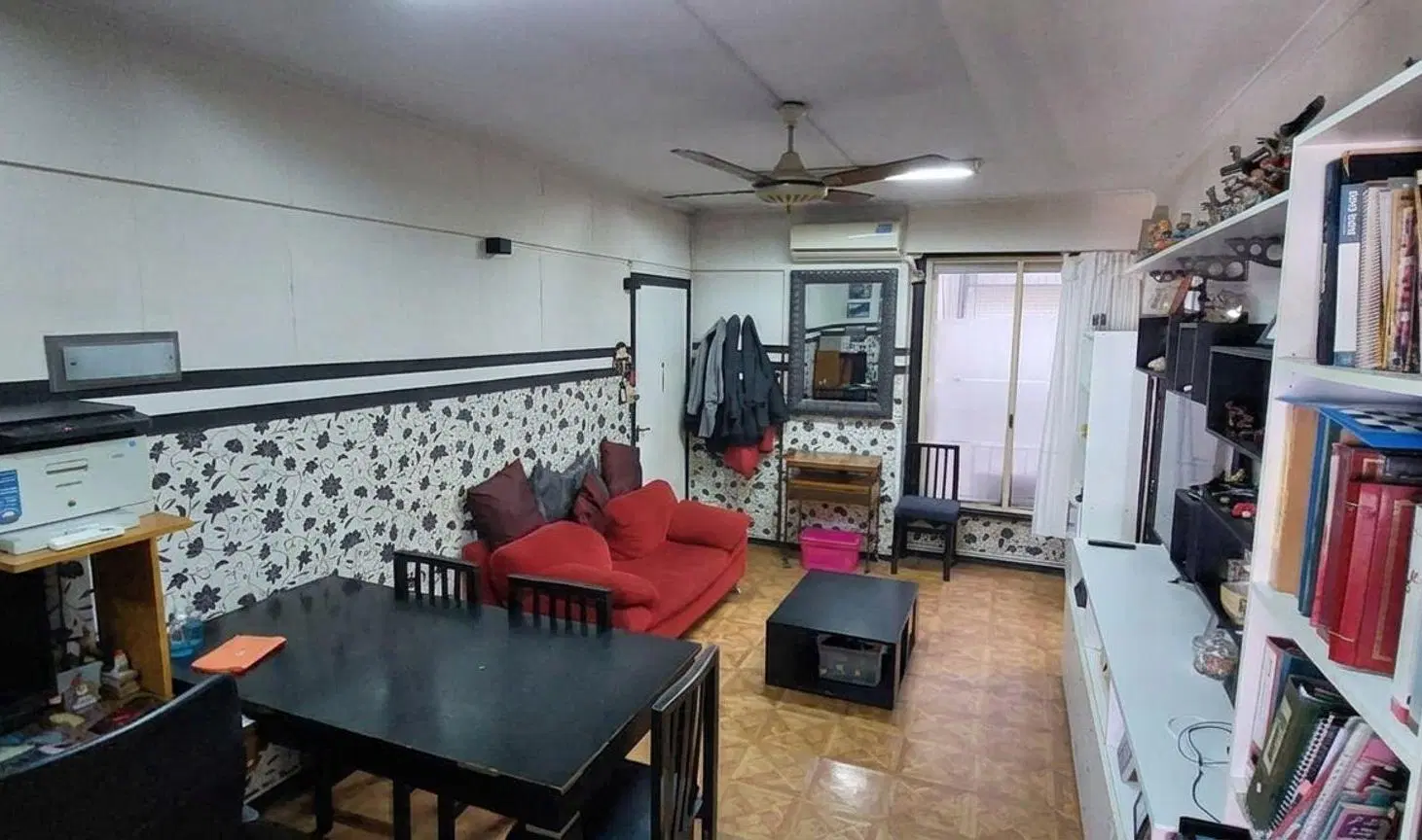 VENTA DEPARTAMENTO 3 AMB - CON BALCON  EN FLORES 3