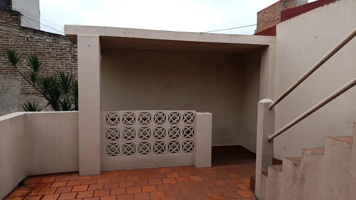 VENTA DE CASA MULTIFAMILIAR VILLA MADERO 4