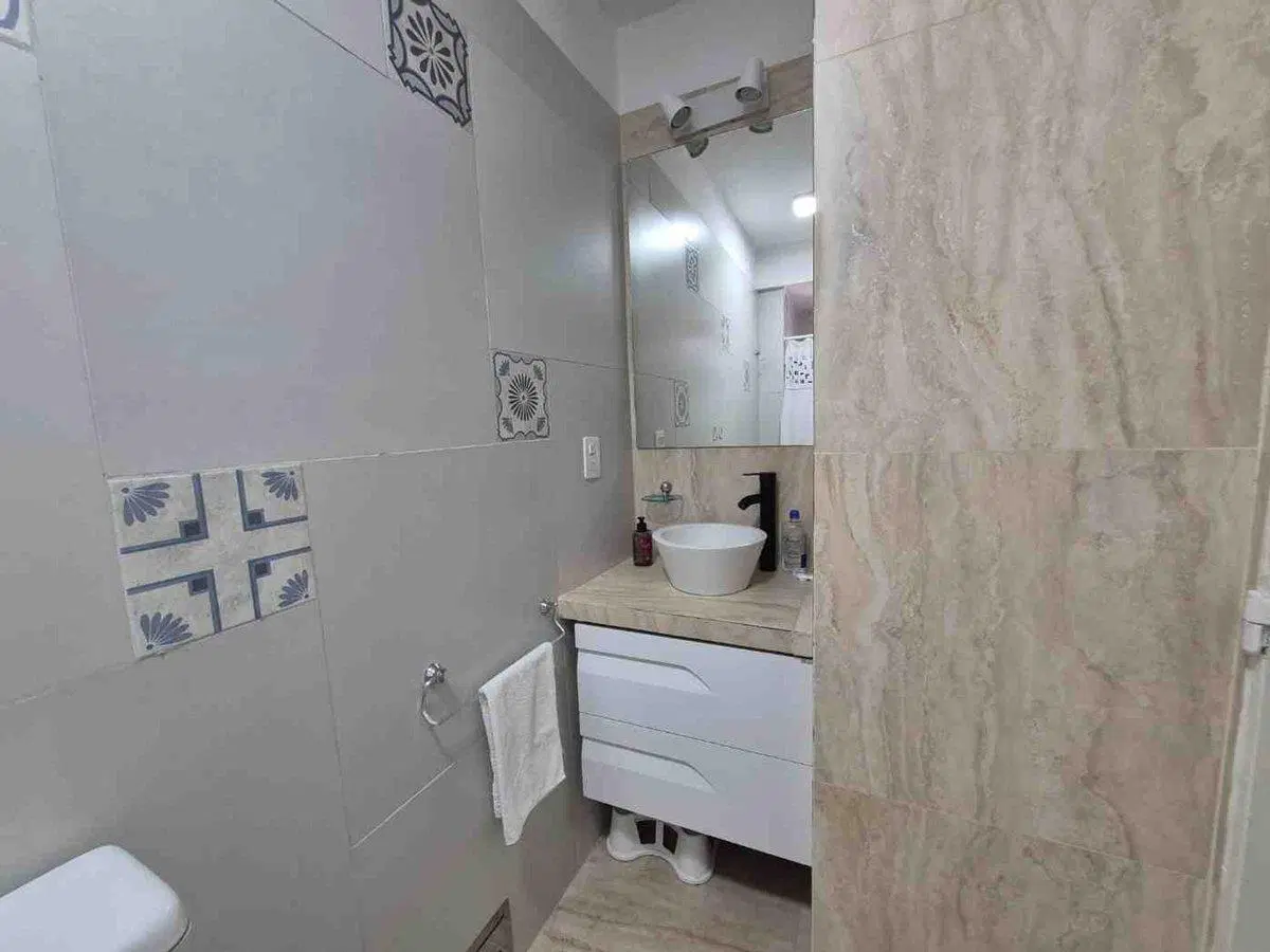 VENTA DTO 2 AMB REFACCIONADO A NUEVO, BALVANERA 5