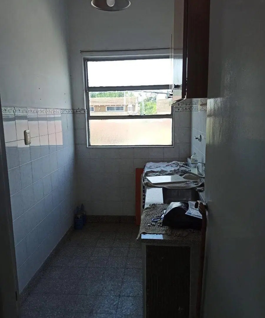 VENTA DEPARTAMENTO 2AMB BURZACO - COCHERA 4