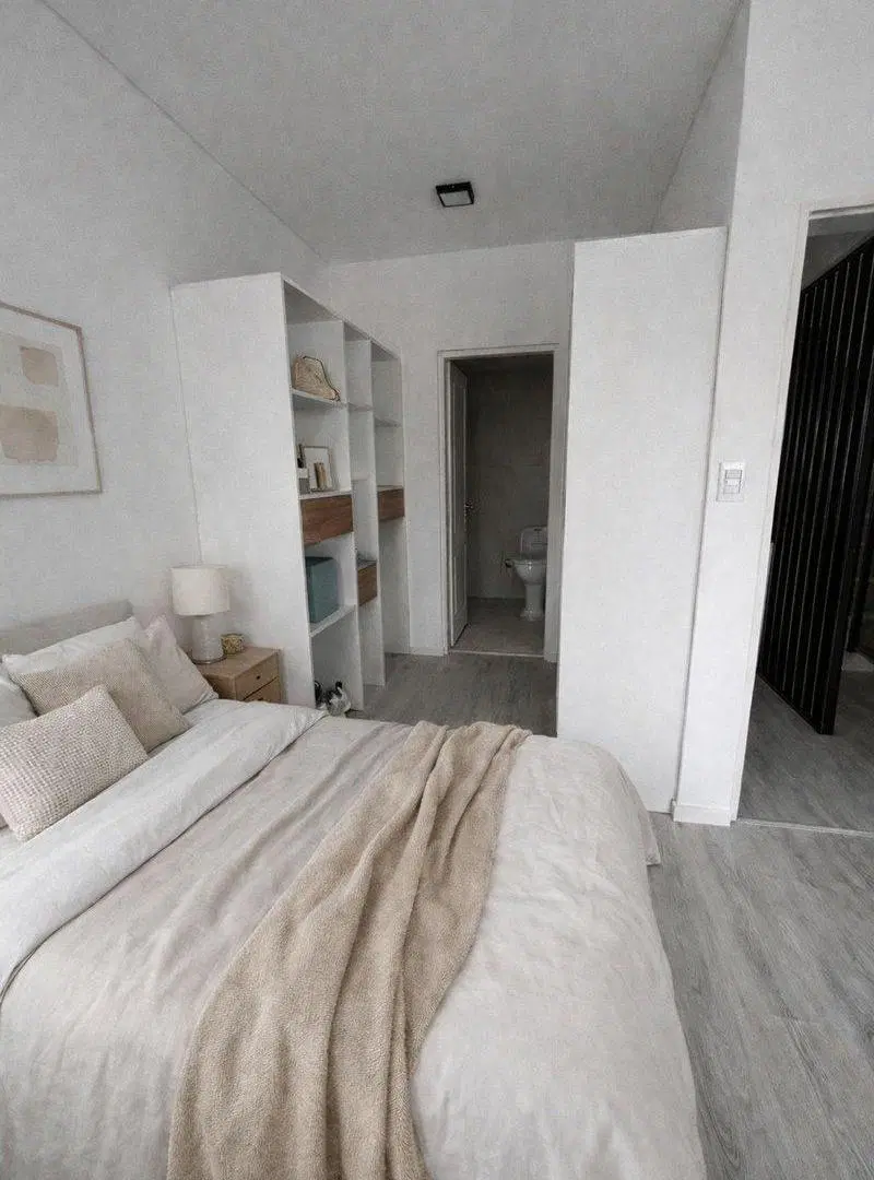 VENTA TRIPLEX A ESTRENAR 5amb V. ADELINA 2