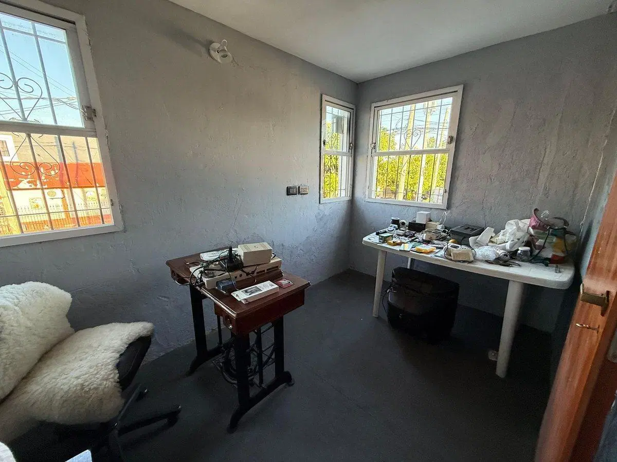 VENTA AMPLIA CASA 4 AMB. TERRAZA PARRILLA COCHERAS 5