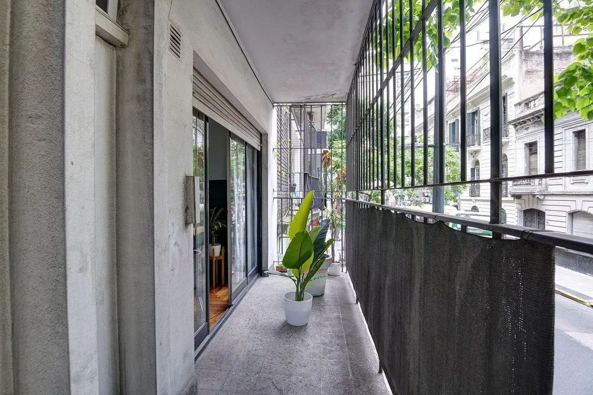 VENTA DTO 3 AMB+DEP. APTO PROFESIONAL BARRIO NORTE 2