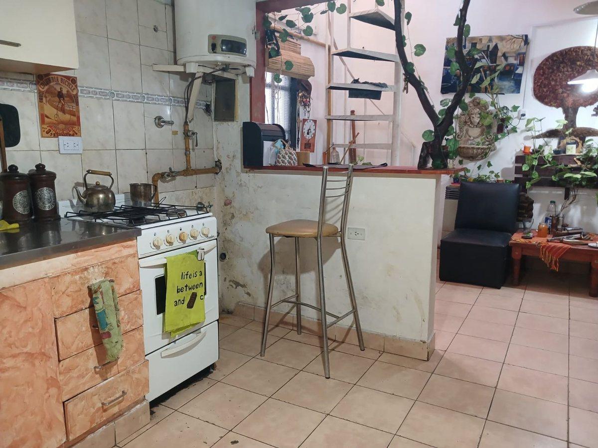 Foto de Venta PH 3 amb. Lugano con patio sin expensas, imagen 2