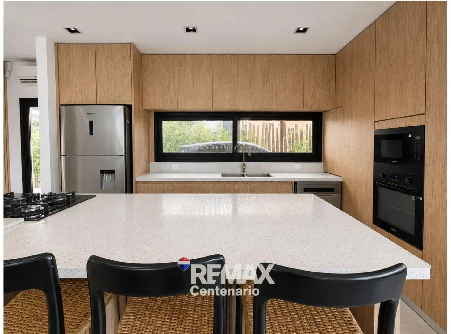 Casa Premium en La Martona con Piscina y Suite 4
