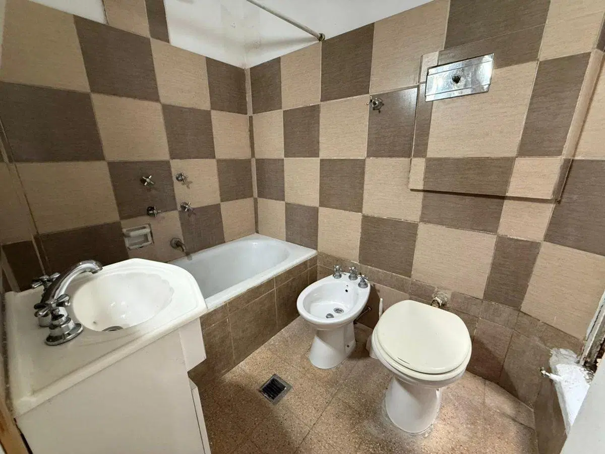 VENTA AMPLIO DPTO 2 AMB RECOLETA 2 PATIOS QUINCHO 2