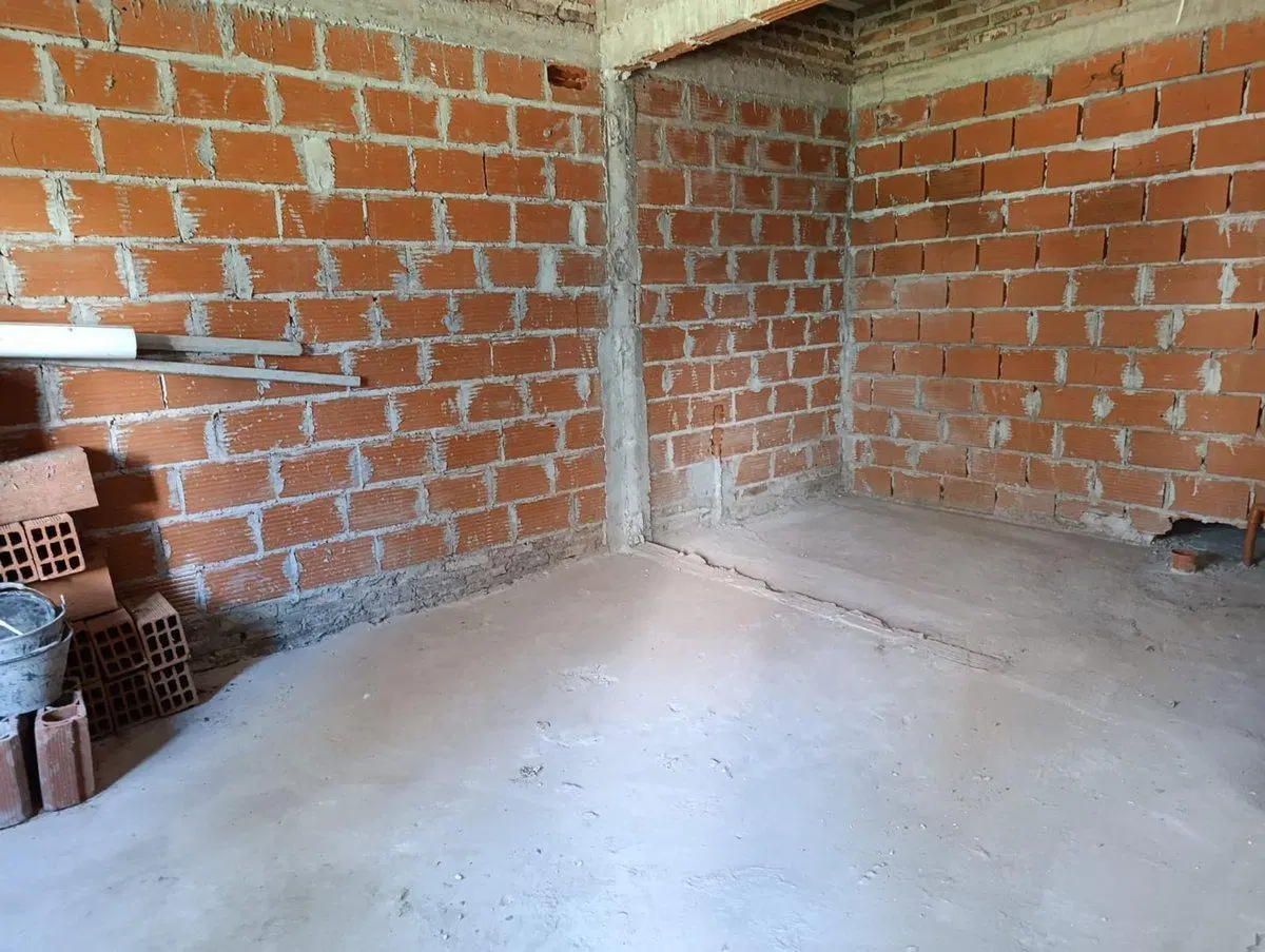 VENTA DE CASA A TERMINAR EN TORTUGUITAS 8