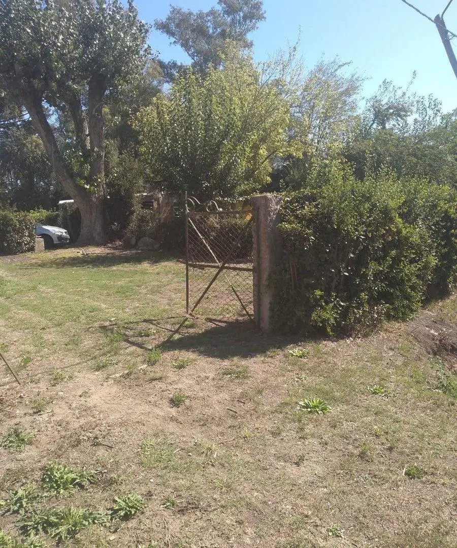Casa doble lote c jardin zona Laguna San Vicente 3
