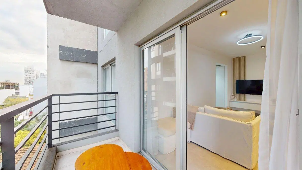 Departamento en VENTA 2 Amb CASEROS COCHERA 4