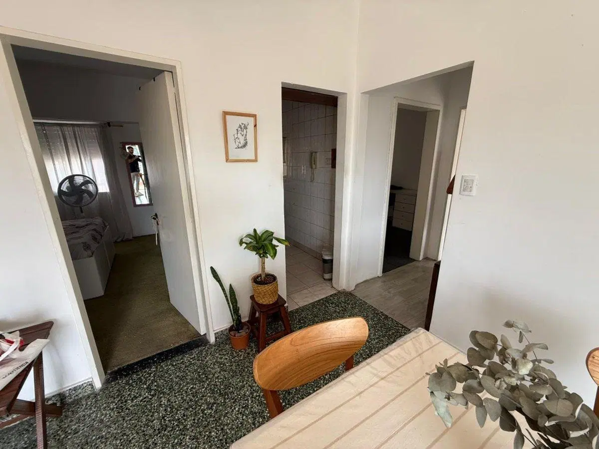 VENTA AMPLIO DPTO 3 AMB. TAPIALES C/BALCÓN CORRIDO 5