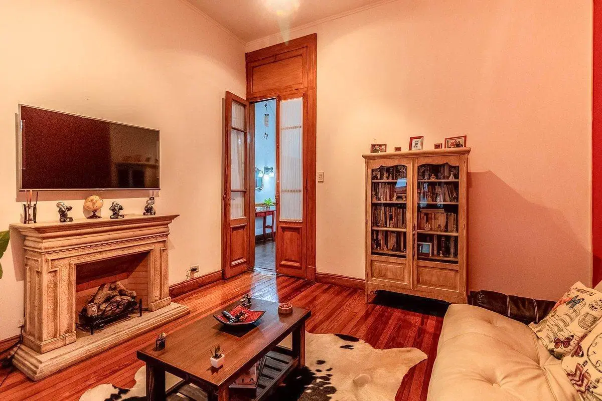 Venta de excelente PH  de estilo en Almagro 3