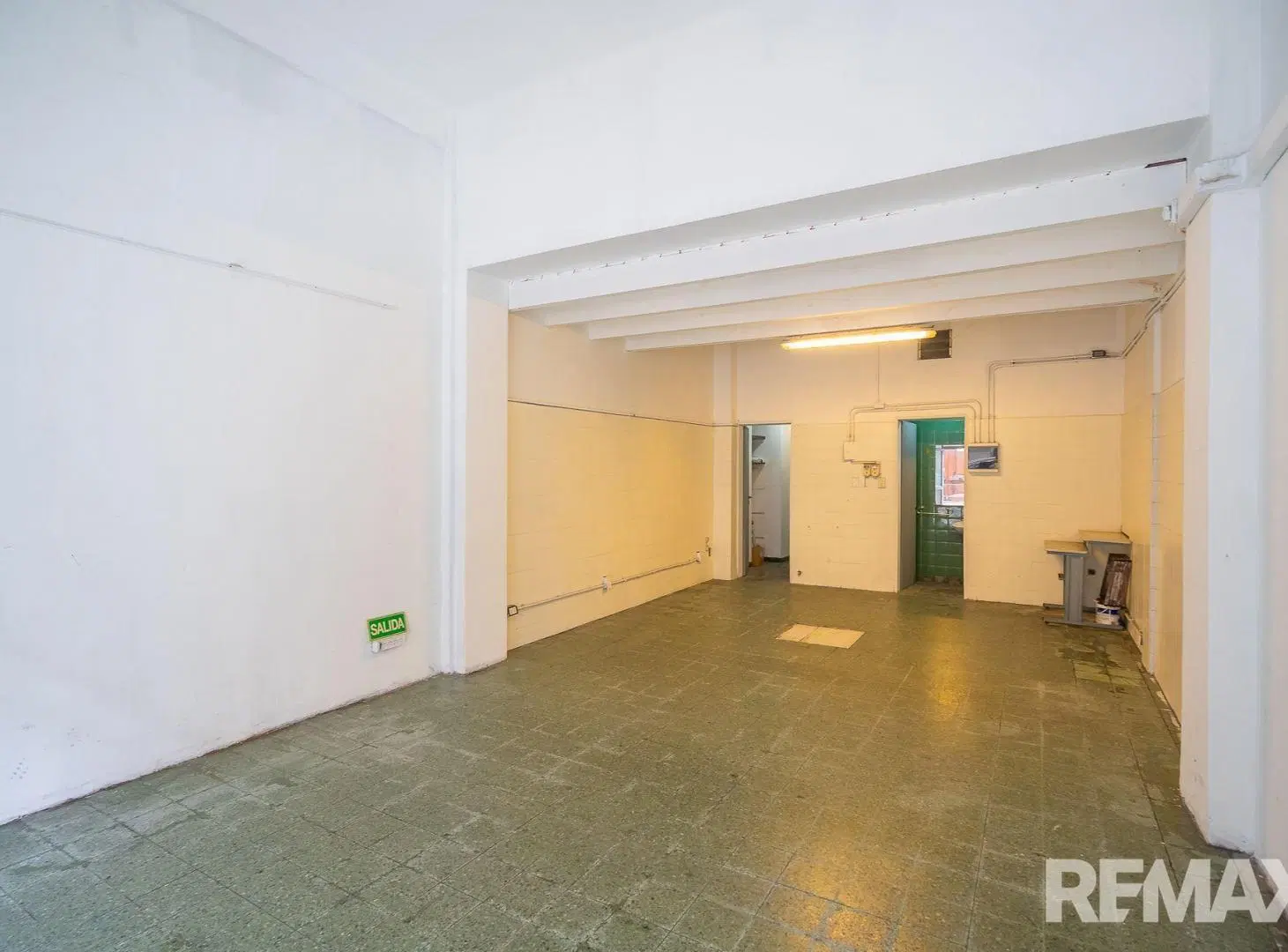 VENTA LOCAL MONSERRAT 45,5m2 8