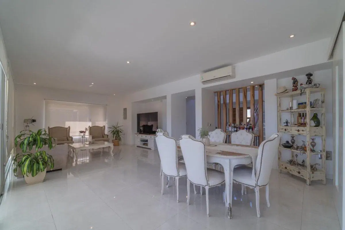 VENTA Casa a la laguna en Los Alisos – Nordelta 3