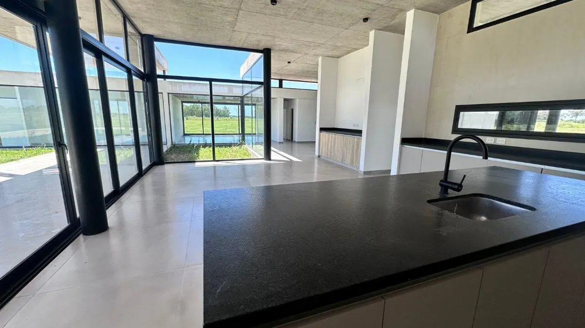 ESTANCIAS VILLA MARÍA AL GOLF | CASA A ESTRENAR 4