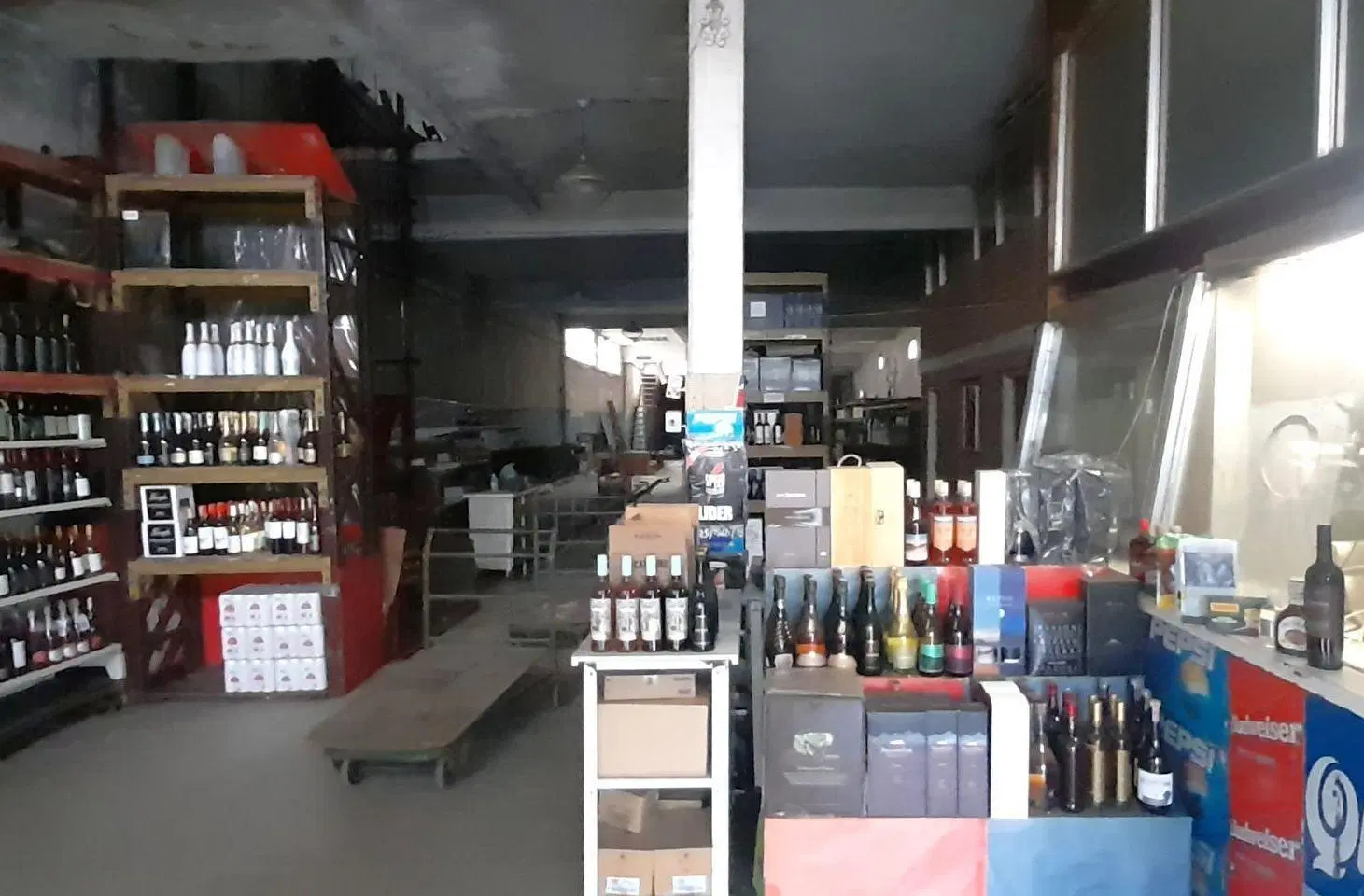 Venta depósito terreno Lanús Oeste sobre avenida 2