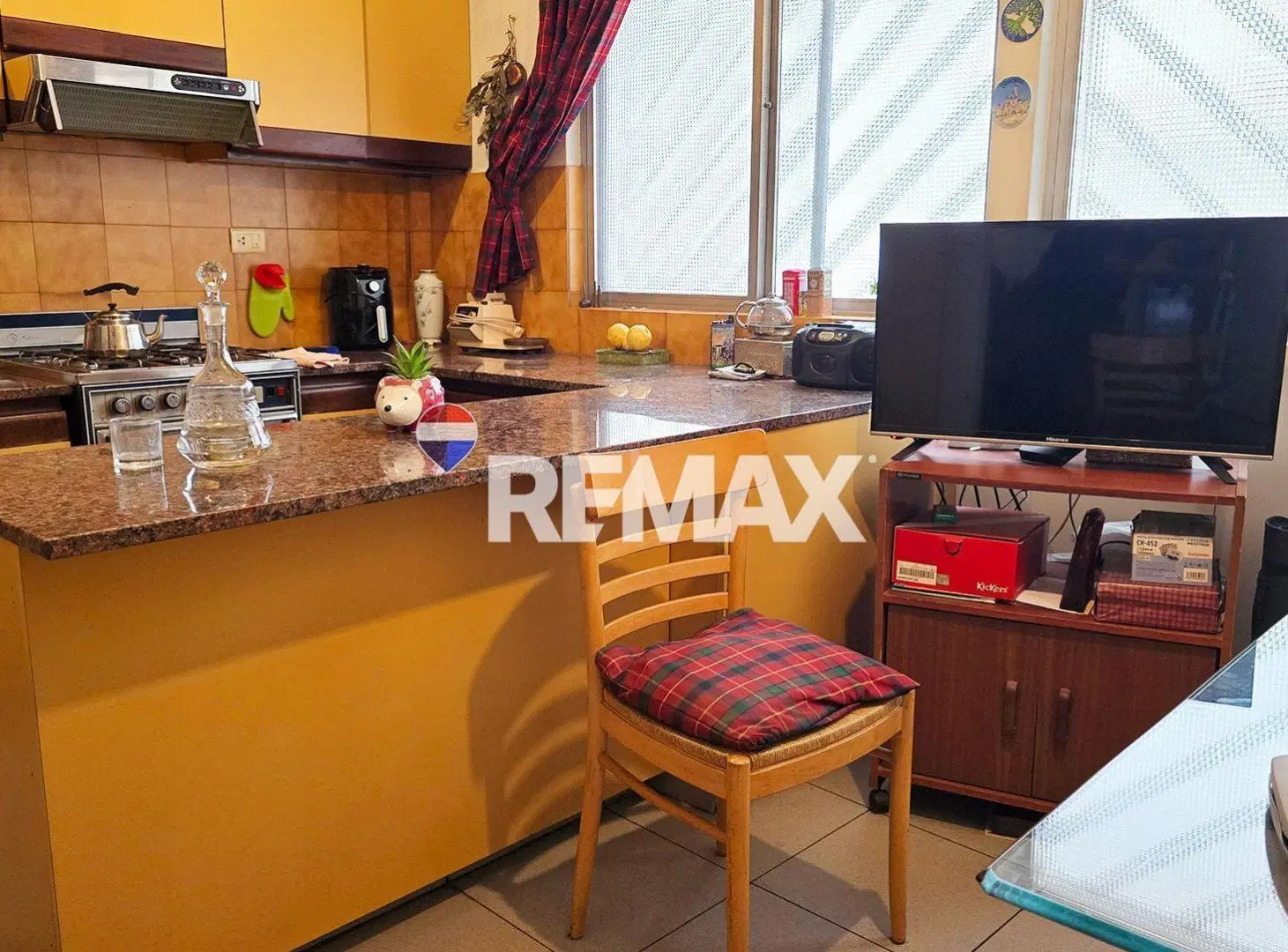 VENTA DEPTO. - PH EN 2 PLANTAS Y TERRAZA-QUINCHO 3