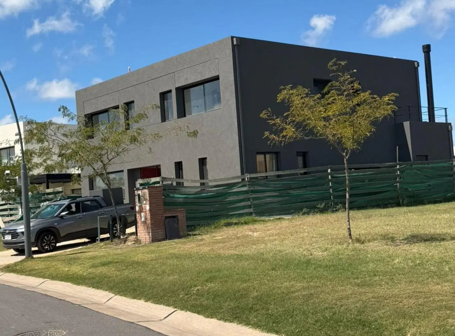 Excepcional casa a estrenar en 2 plantas, piscina 7