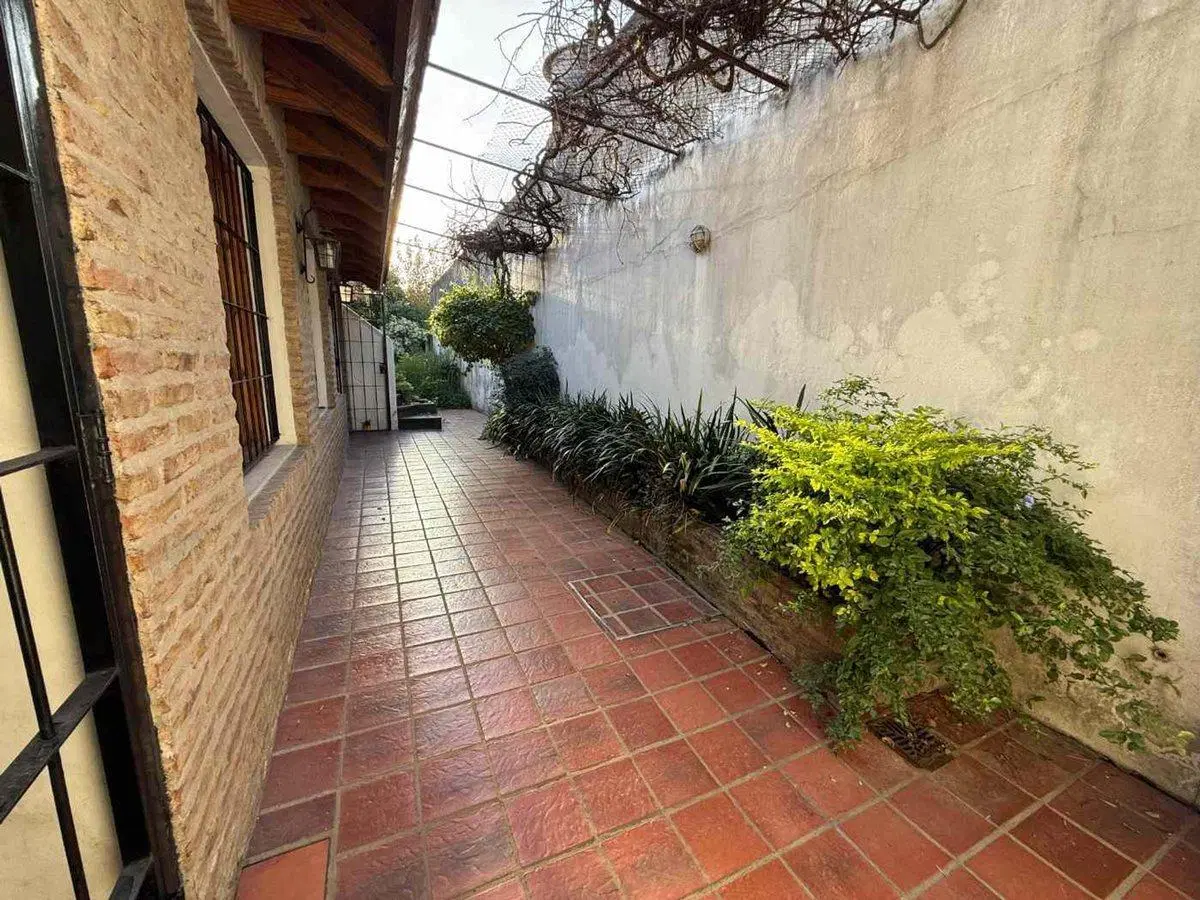 Oportunidad Lote 8,66 x 37 Mejor zona de Mataderos 3