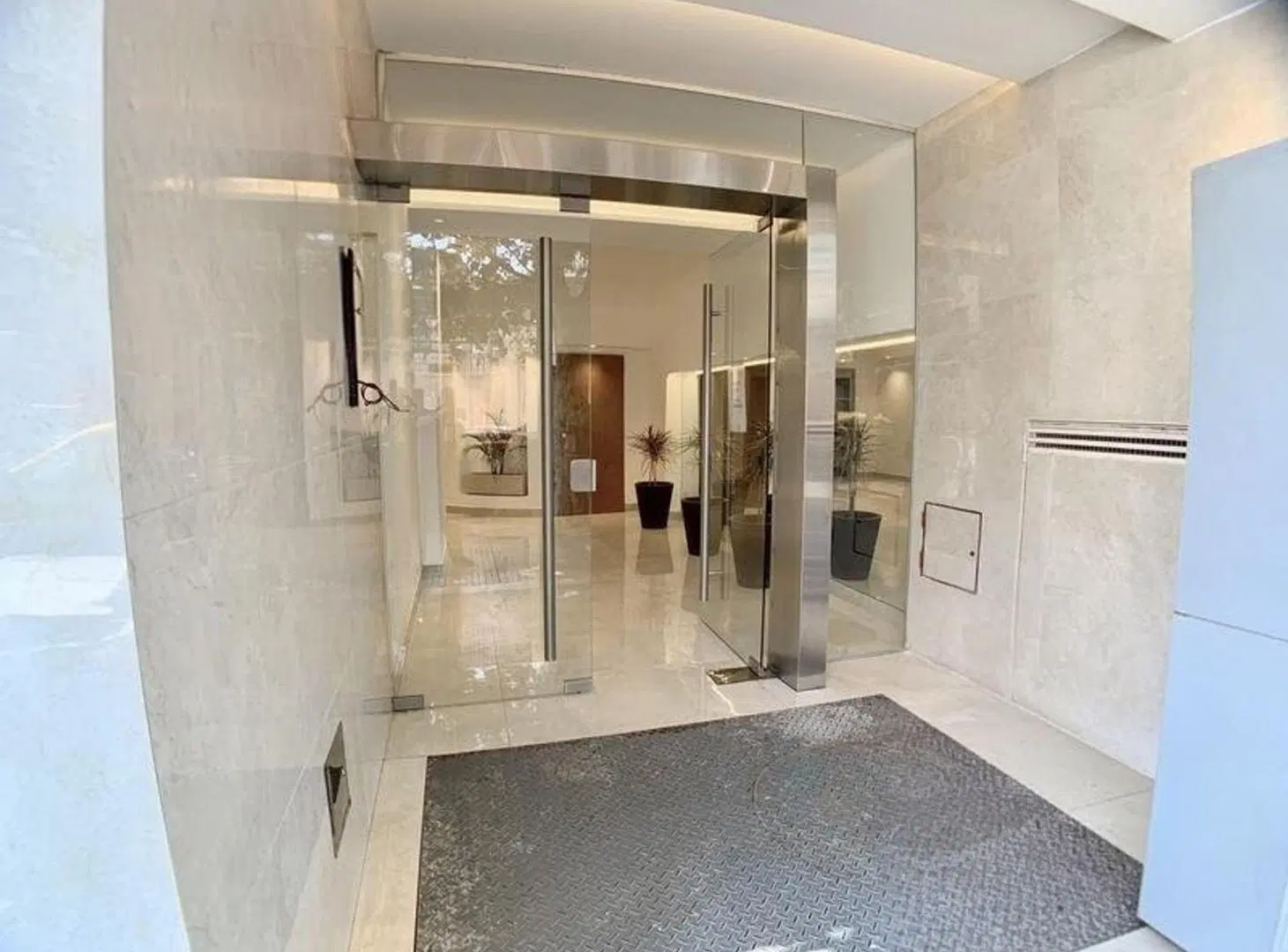 VENTA 2 AMB PISO ALTO GRAN BALCON PILETA Y SUM 2