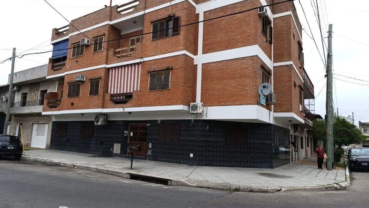 VENTA DEPARTAMENTO 2 AMB VILLA MADERO 5