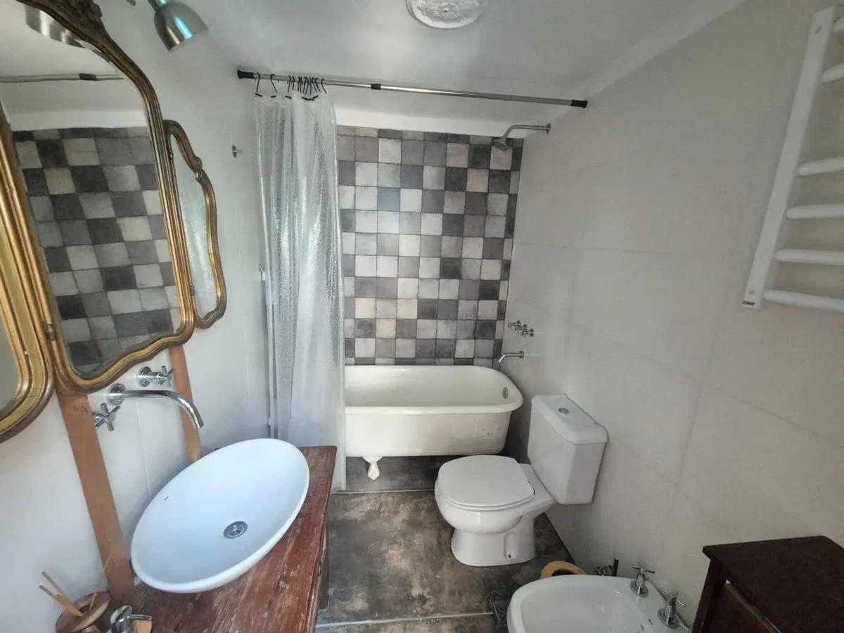 VENTA PH 3 AMBIENTES PARQUE CHACABUCO SIN EXPENSAS 8