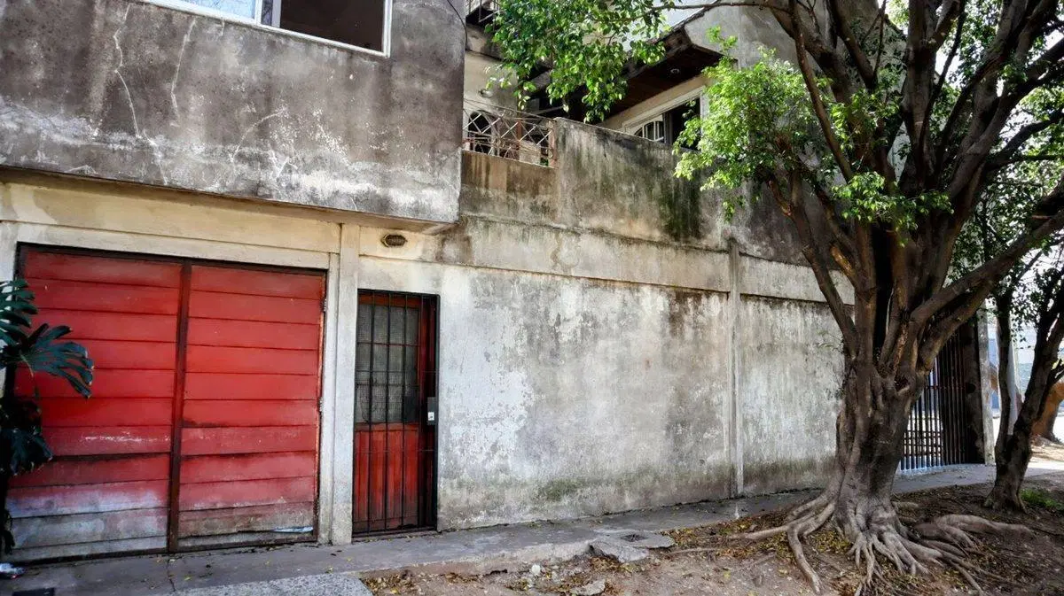 VENTA Casa MultiFAMILIAR dos Plantas 6 Amb 2