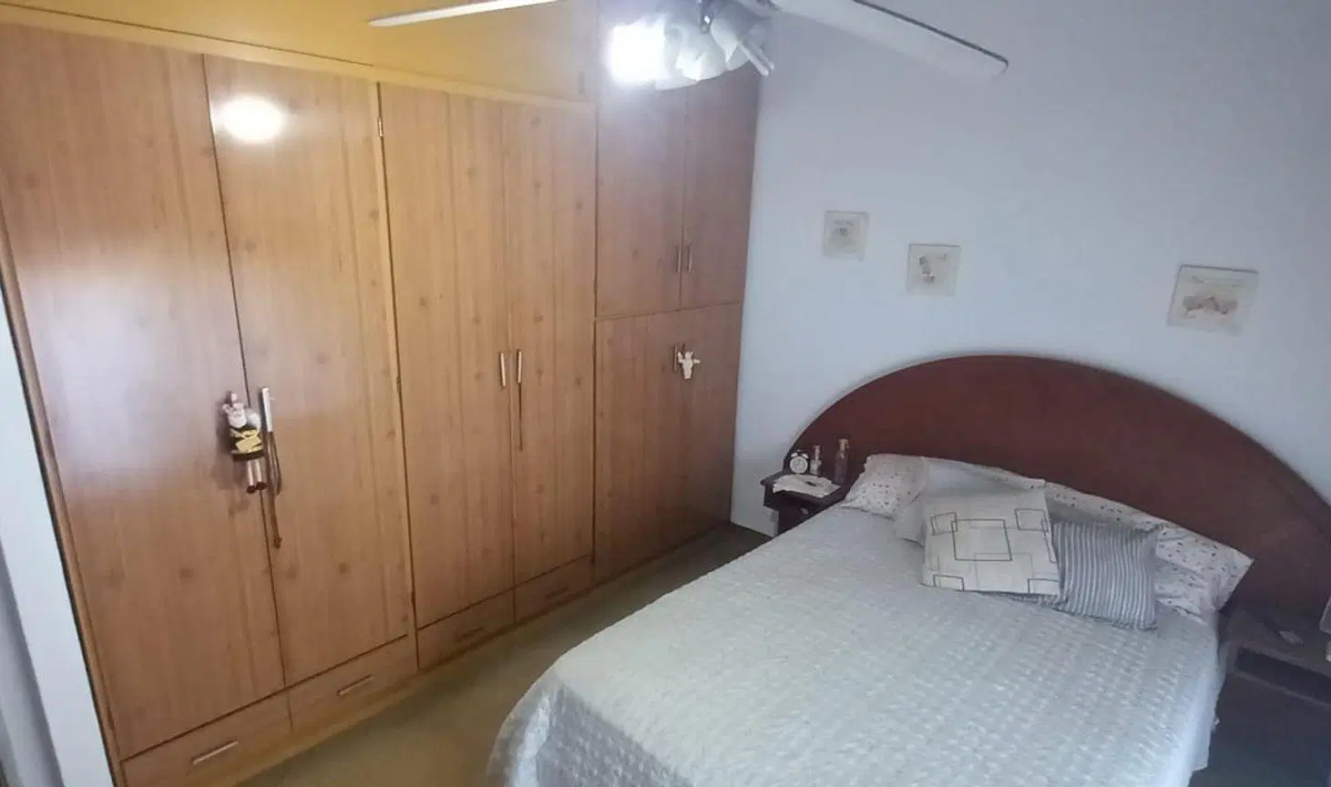 Chalet con segunda vivienda y patio central LanusO 3