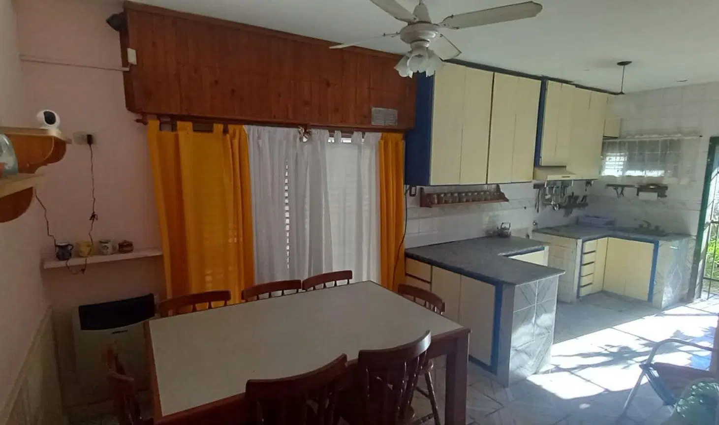 Chalet con segunda vivienda y patio central LanusO 5