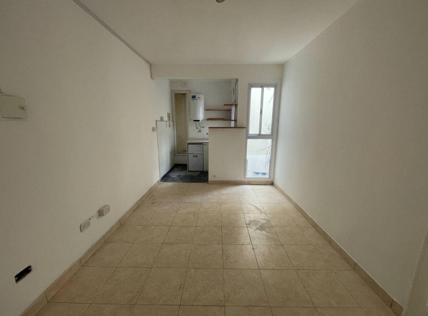 Foto de VENTA DEPTO 2 AMB- BALVANERA, imagen 4