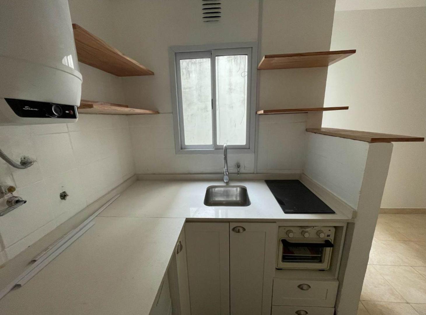 Foto de VENTA DEPTO 2 AMB- BALVANERA, imagen 1