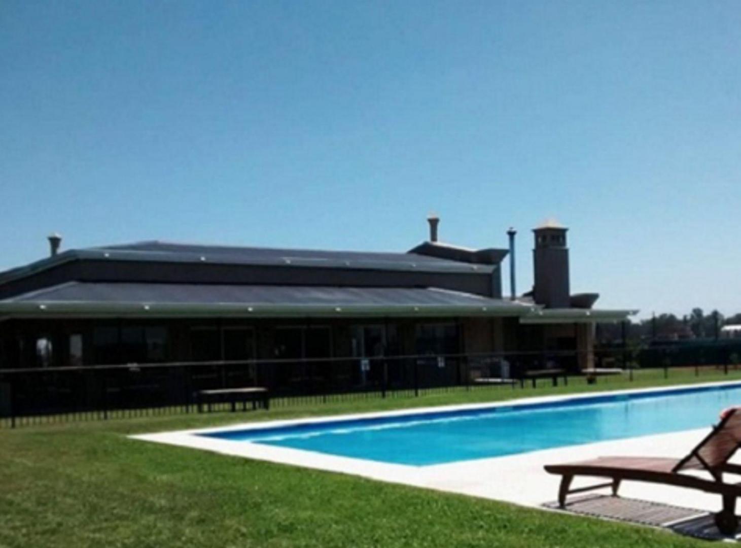 Foto de EXCLUSIVO LOTE AL LAGO EN LAGOS DE SAN ELISEO, imagen 2