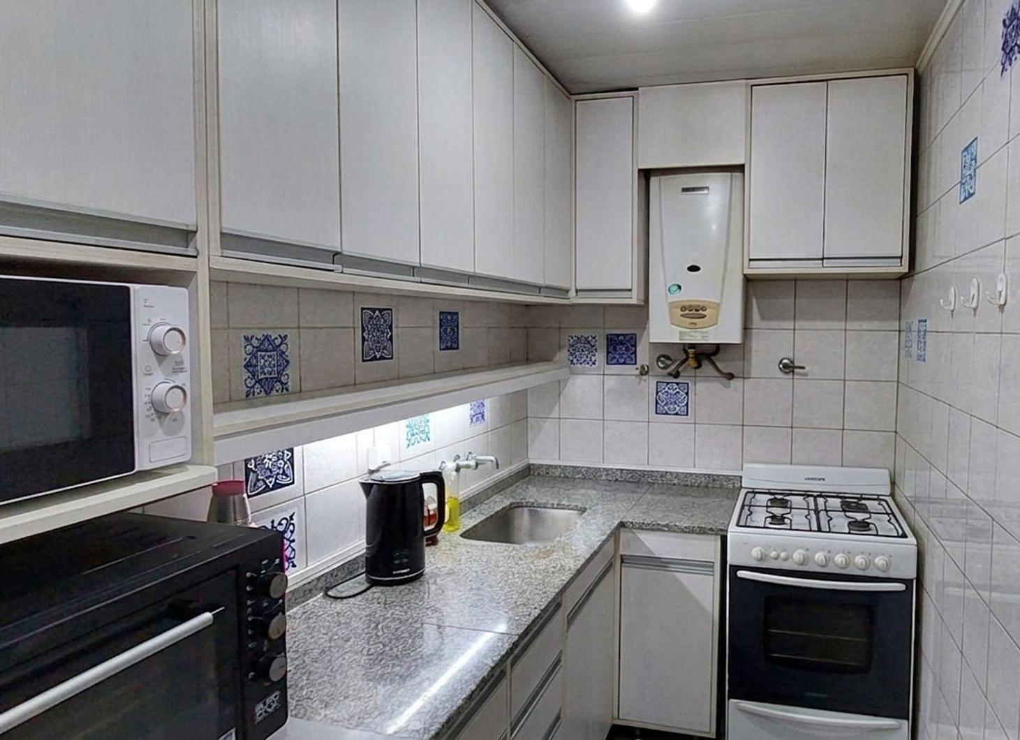 Foto de VENTA DEPARTAMENTO 3 AMB - CON BALCON EN FLORES, imagen 4