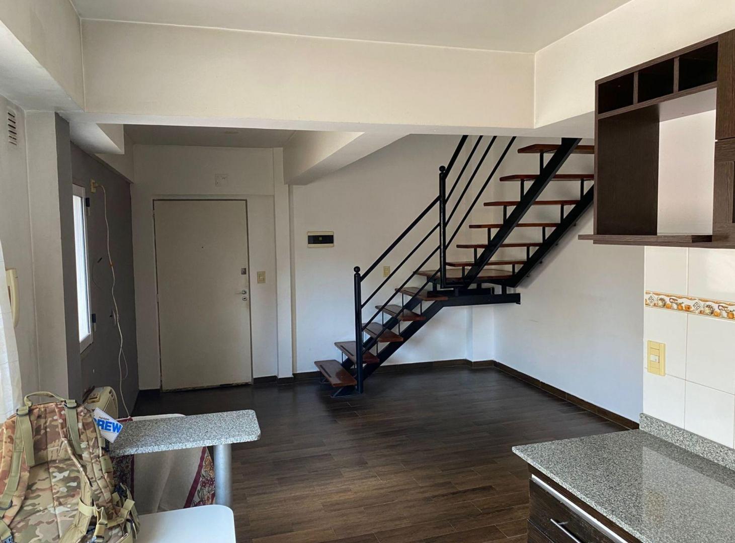 Foto de Dpto tipo duplex en Almagro con Terraza propia, imagen 3