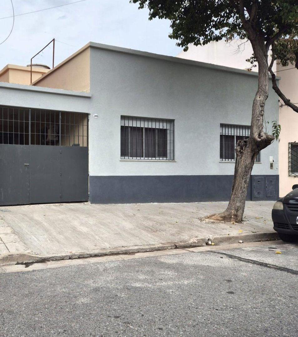 Foto de CASA 5 AMB COCHERA,TERRAZA, JARDIN-OLIVOS, imagen 1