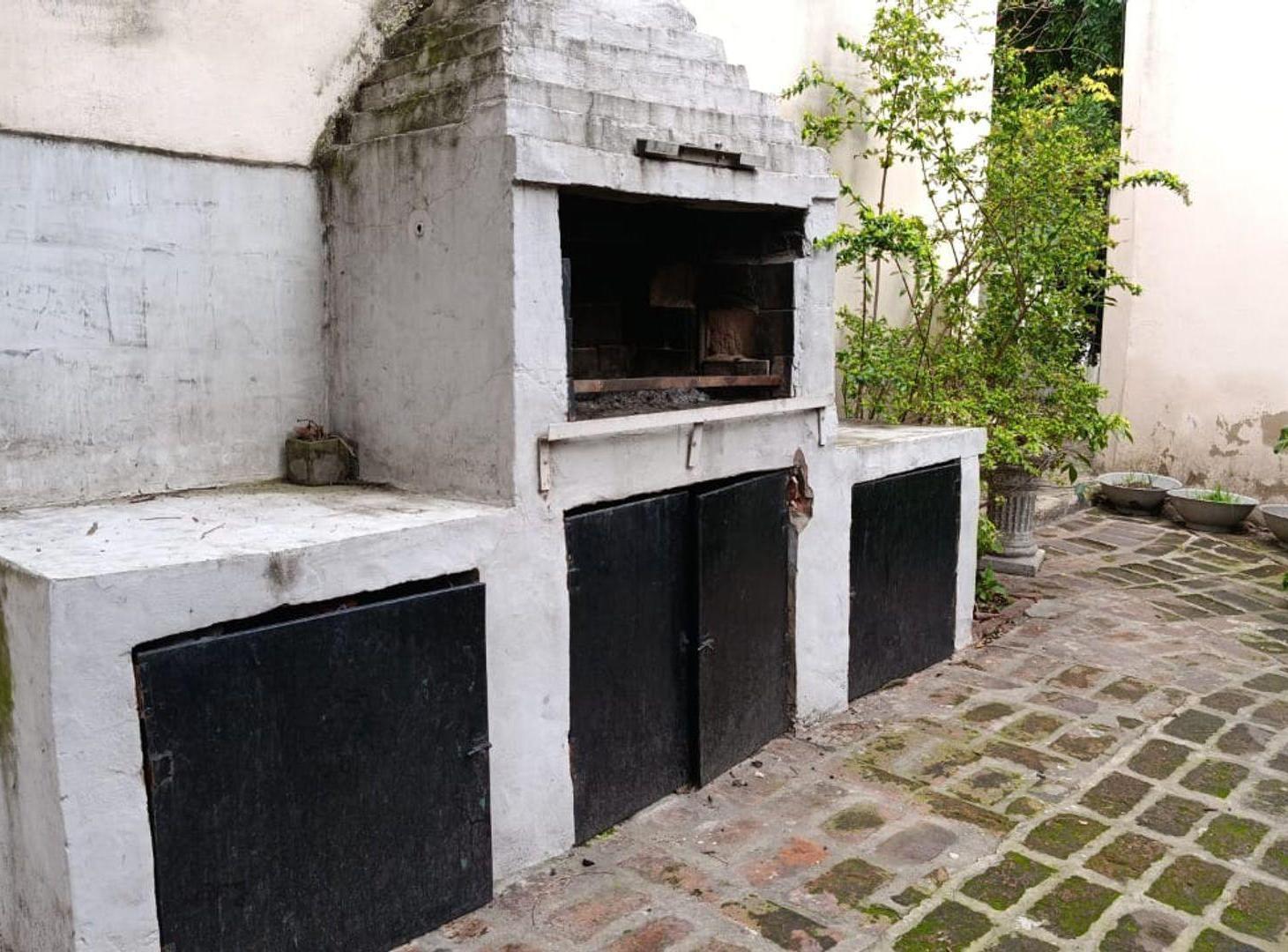 Foto de CASA VILLA TESEI 4 AMB. OPORTUNIDAD INVERSORES, imagen 1